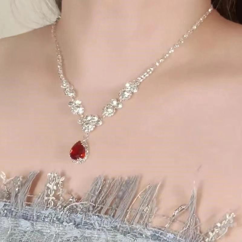 Purple Zircon Floral Necklace