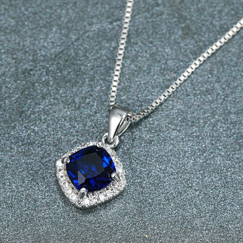 Cross-border bestseller: Luxurious square emerald pendant necklace