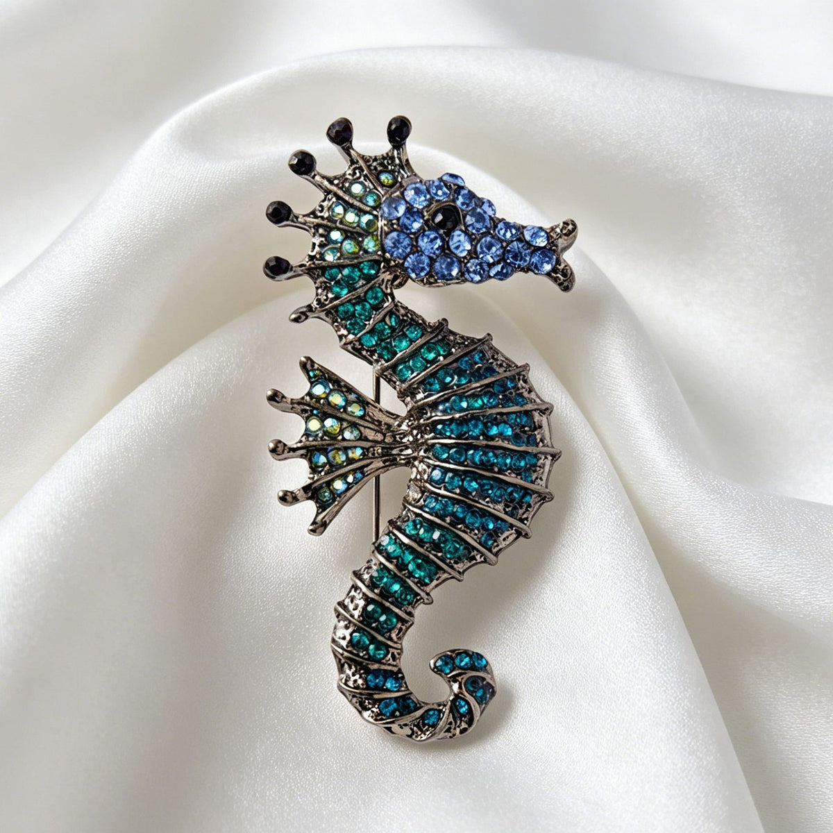 Summer Haidian Resort Style Seahorse Brooch European and