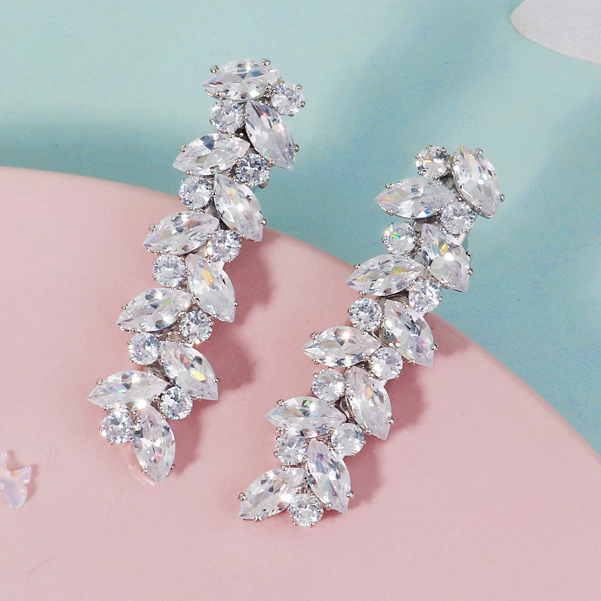 Forest Leaf Zircon Hairpin Pair for Daily Dating