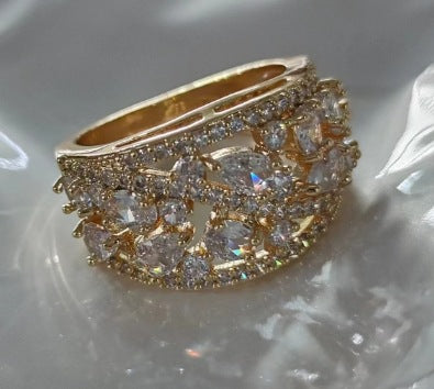 Cross-border wish European and American explosions round hollow high-grade texture ring