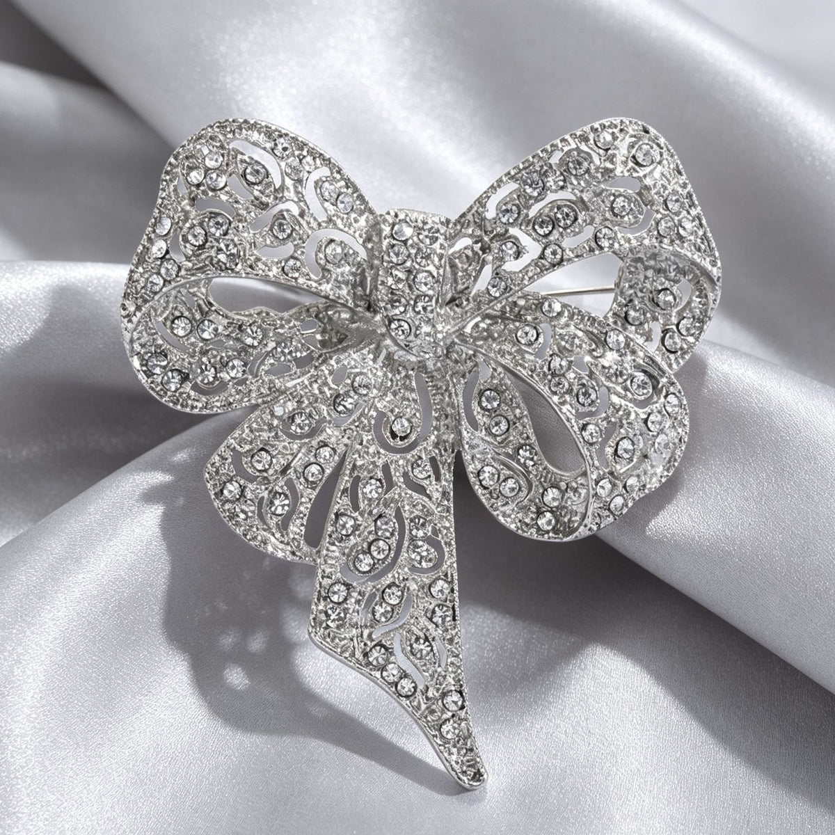 Full-studded colorful diamond bow brooch European and American