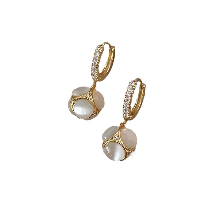 Gold Tone Earring