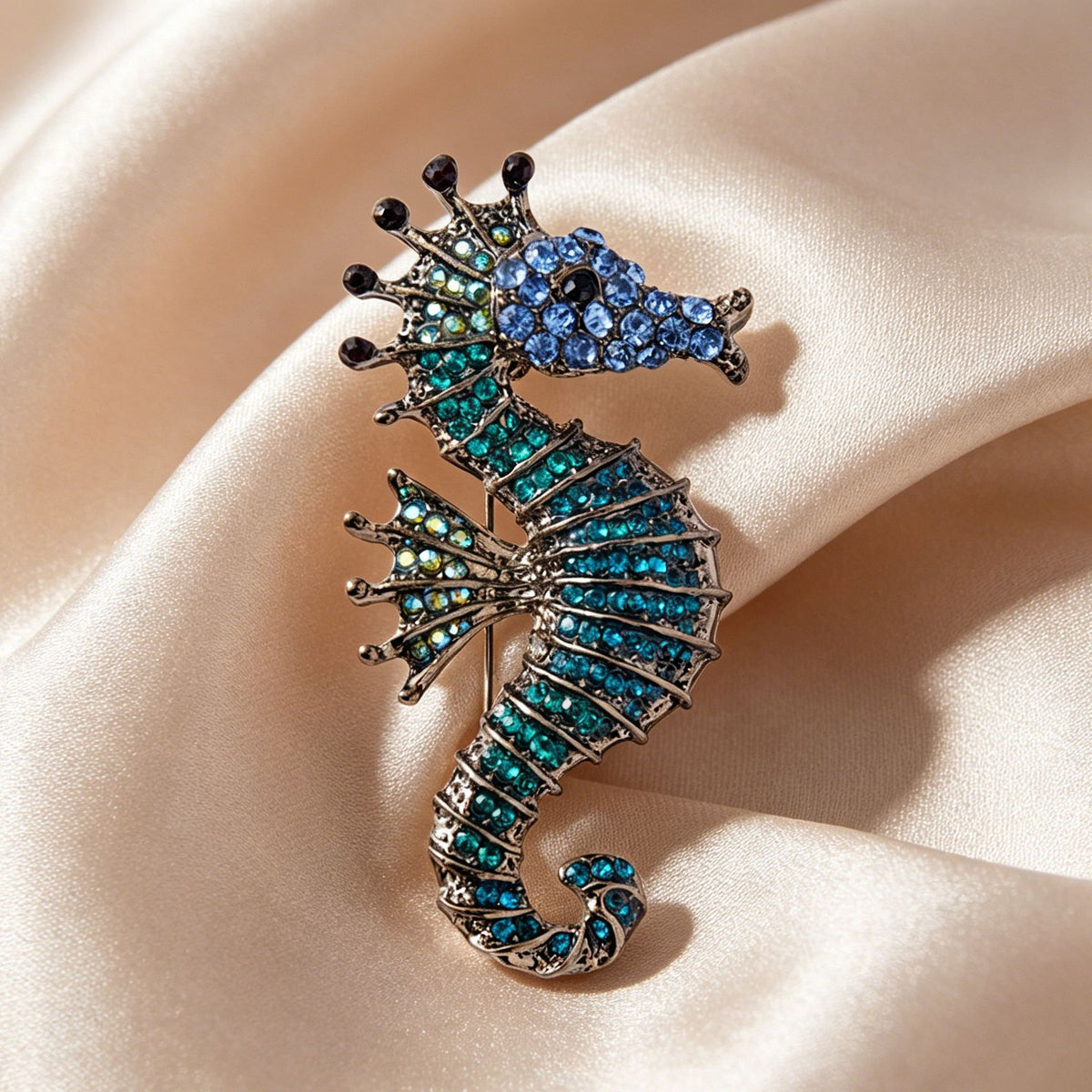 Summer Haidian Resort Style Seahorse Brooch European and