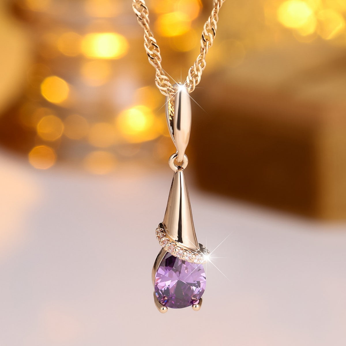 European and American vintage tapered twisted purple diamond necklace