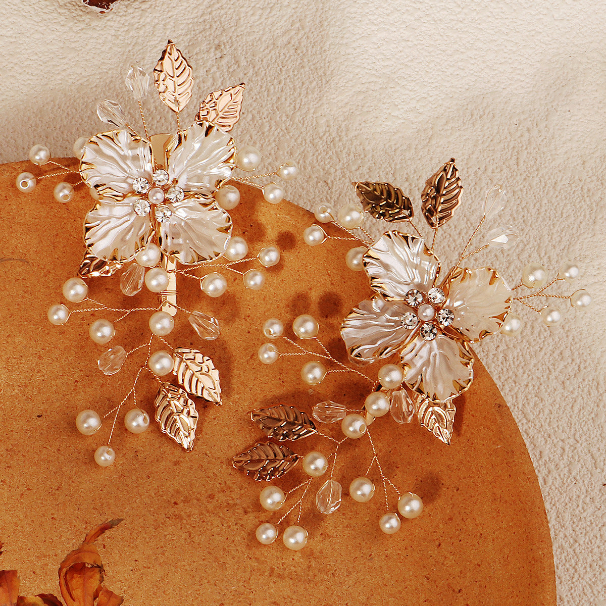 European and American Retro Acrylic Petal Hairpin Forest-Style