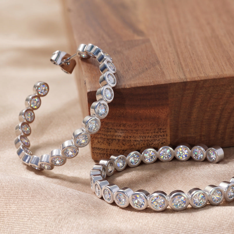 Unique and sophisticated full-diamond stud earrings and hoop