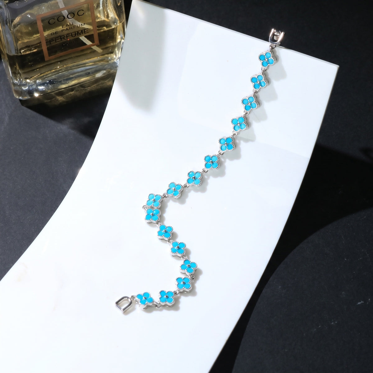 Luxury Enamel Four-Leaf Clover Bracelet