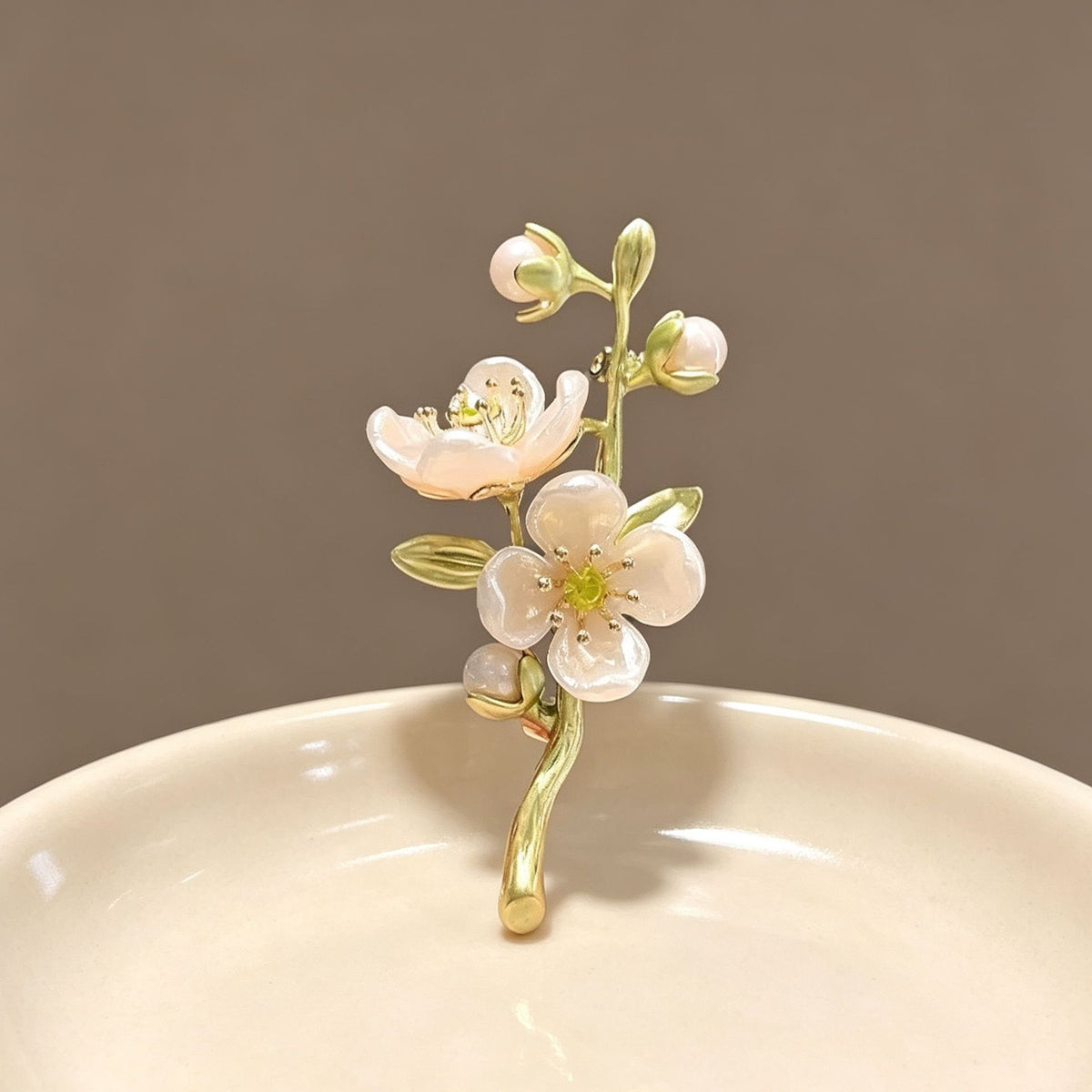 Jasmine Flower Brooch New Plant Flower Fashion Brooch